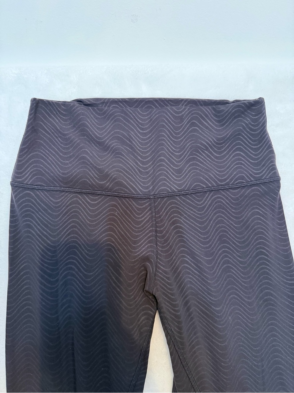 Lululemon Wunder Train High Rise Tight 25" *Warp Wave Black Size 8 - Picture 2 of 9